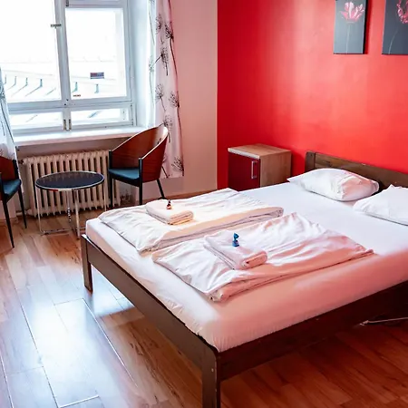 Viru Backpackers Ostello Reval