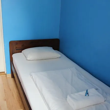Viru Backpackers تالين