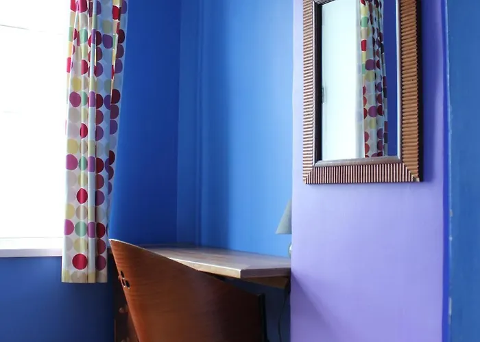 Viru Backpackers Albergue *