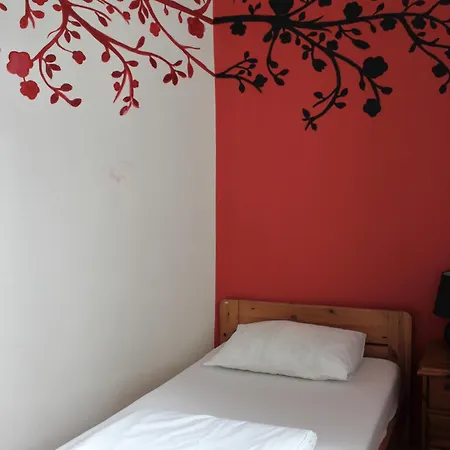 Viru Backpackers Hostel